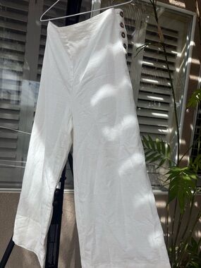 Good Luck Gem White High-Waist Wide-Leg Pants with Side Buttons